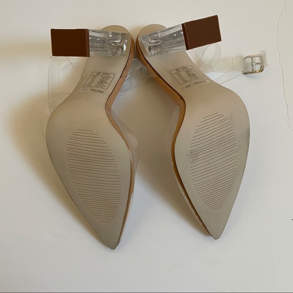 🌟 New with Box - All Clear Chunky Pointed Toe Heels - Picture 6 of 14